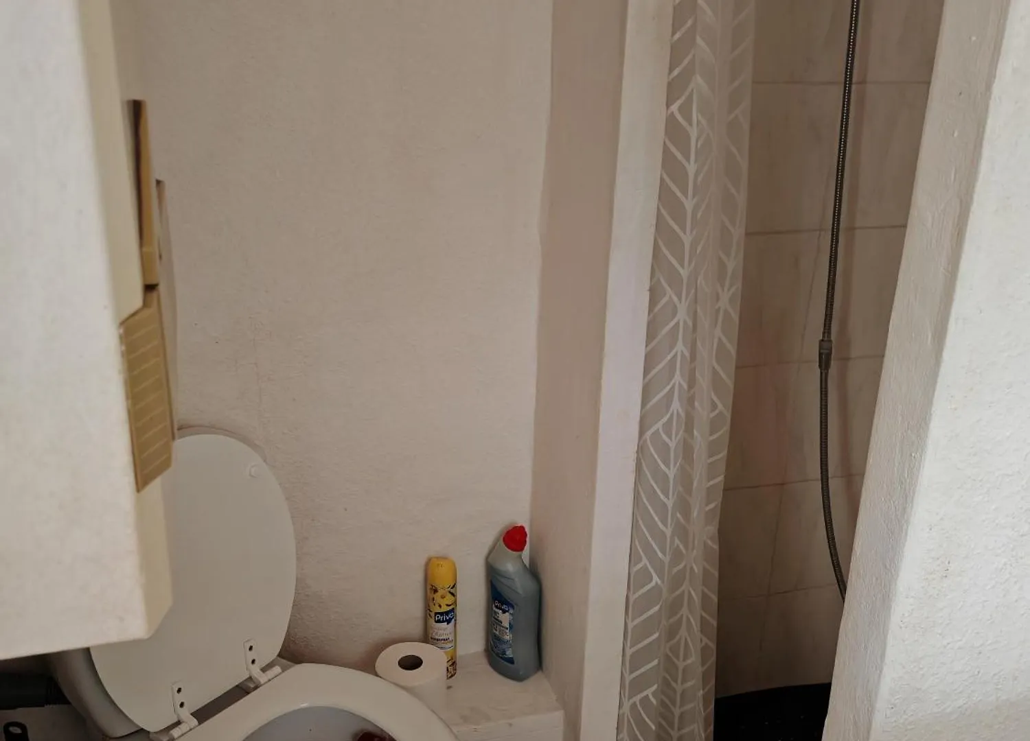 Pansiyon Nette Ein-Zimmer-Wohnung Köln