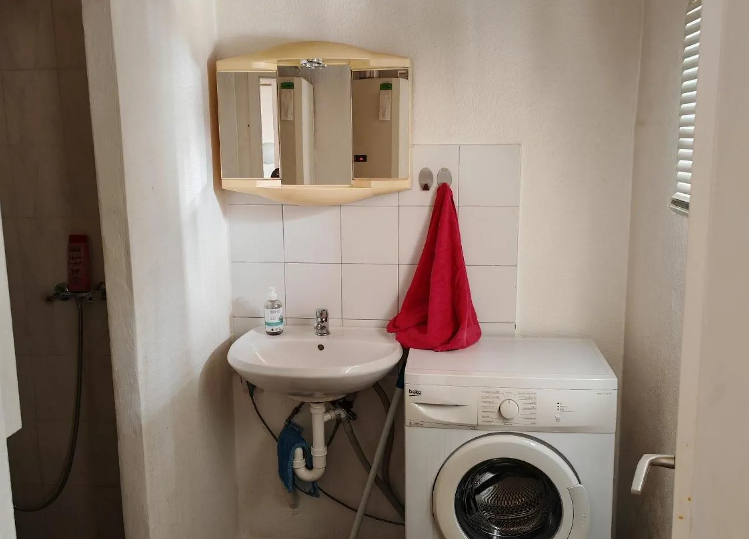 Nette Ein-Zimmer-Wohnung Köln Pansiyon